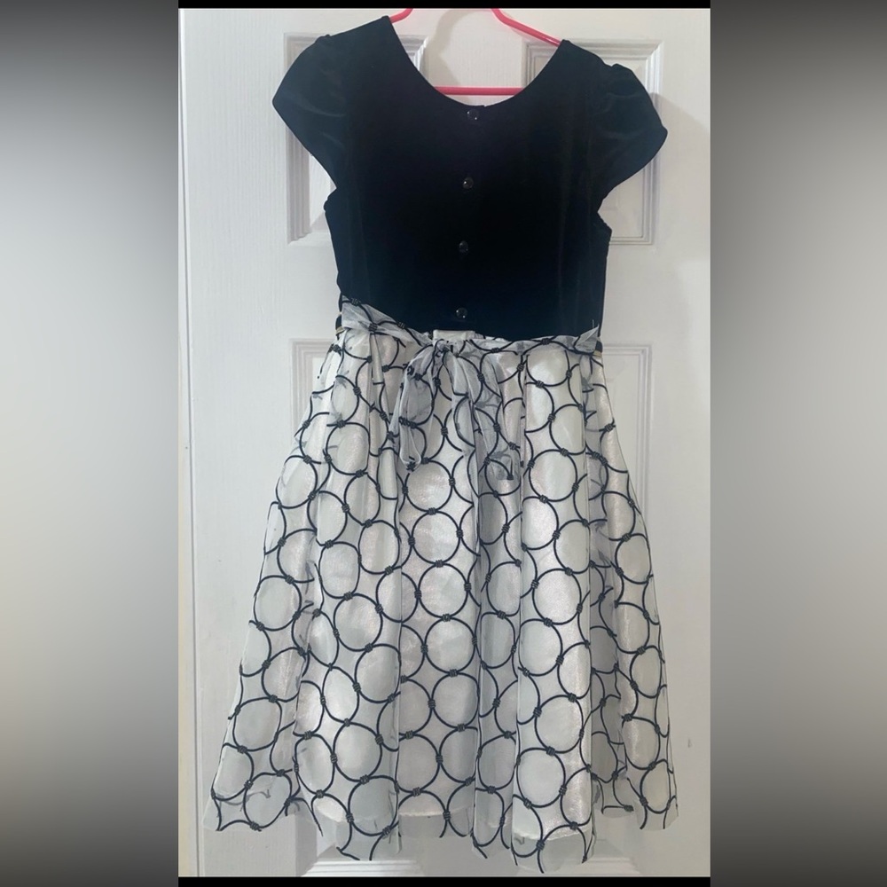 Jona Michelle girl velvet /tulle dress size 10 - Picture 5 of 10